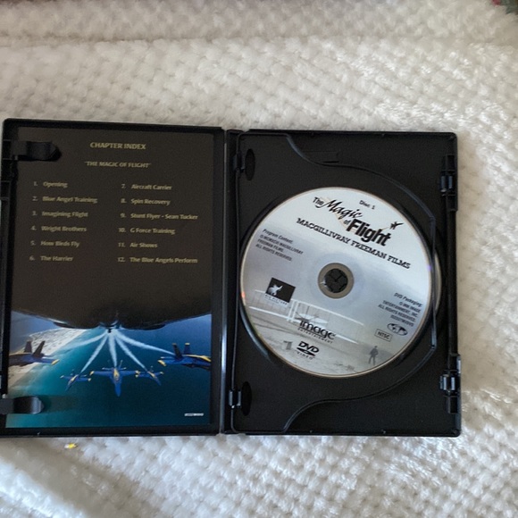 The Magic of Flight - IMAX DVD - two discs - Picture 4 of 5
